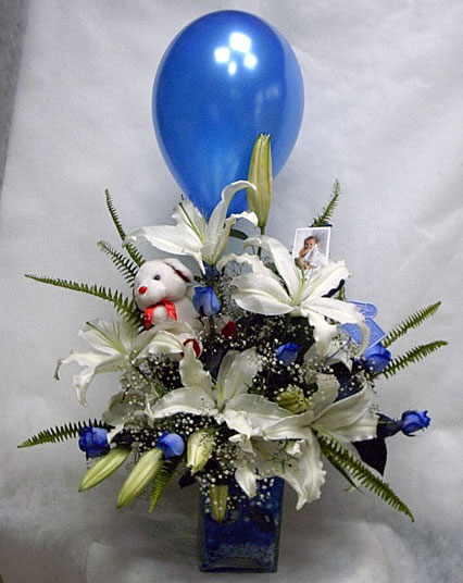  Ankara 14 şubat sevgililer günü çiçek  Mavi güller cam vazo oyuncak