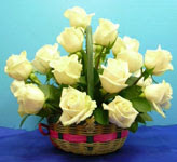 12 adet beyaz g�l sepeti  Ankara g�venli kaliteli h�zl� �i�ek 
