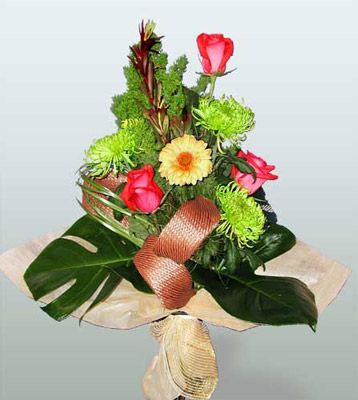  Ankara �i�ek sat���  3 adet g�l 4 adet gerbera �i�egi sade buket