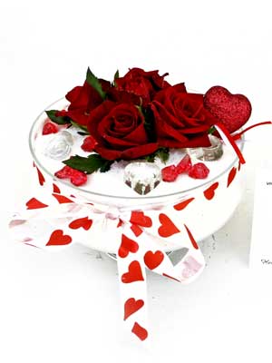  Ankara �i�ek servisi , �i�ek�i adresleri  7 adet g�l cam i�inde ve s�slemeler ��k bir �i�ek