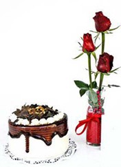  Ankara �i�ek ma�azas� , �i�ek�i adresleri  vazoda 3 adet kirmizi g�l ve yaspasta