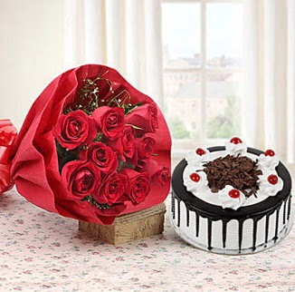 12 adet k�rm�z� g�l 4 ki�ilik ya� pasta  Ankara ucuz �i�ek g�nder 