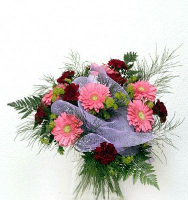 gerbera ve kir �i�eklerinden demet tanzimi  Ankara yurti�i ve yurtd��� �i�ek sipari�i 
