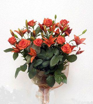 9 adet g�l ve 3 adet lilyum �i�egi buketi   Ankara g�venli kaliteli h�zl� �i�ek 
