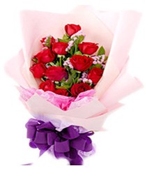 7 g�lden kirmizi g�l buketi sevenler alsin  Ankara �nternetten �i�ek sipari�i 