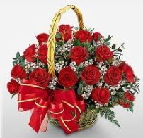17 adet k�rm�z� g�lden g�l �i�ek sepeti  Ankara �i�ek sipari�i vermek 