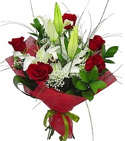 1 dal kazablanka 5 kırmızı gül buketi  Ankara online çiçek gönderme sipariş 