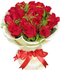 19 adet kırmızı gülden buket tanzimi  Ankara internetten çiçek siparişi  