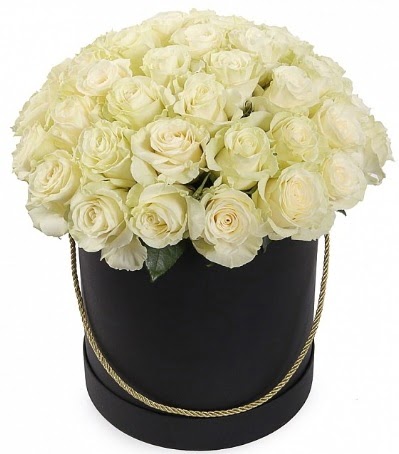 33 Adet beyaz gül özel kutu içerisinde  Ankara hediye sevgilime hediye çiçek 