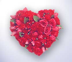  Ankara �i�ek ma�azas� , �i�ek�i adresleri  Kalp i�erisinde karanfil g�l